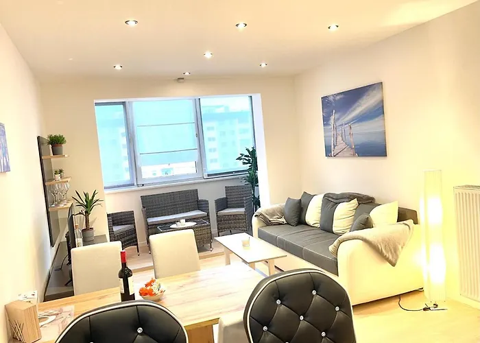 Modern Havanna 6 Person * Γκρατς